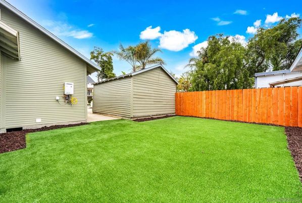 Backyard, Exterior