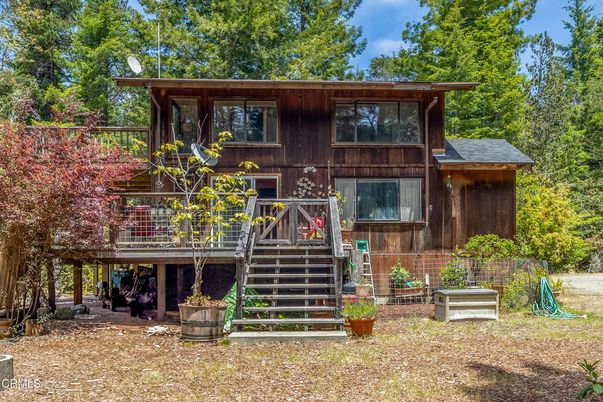 Backyard, Exterior, Facade, Log Home