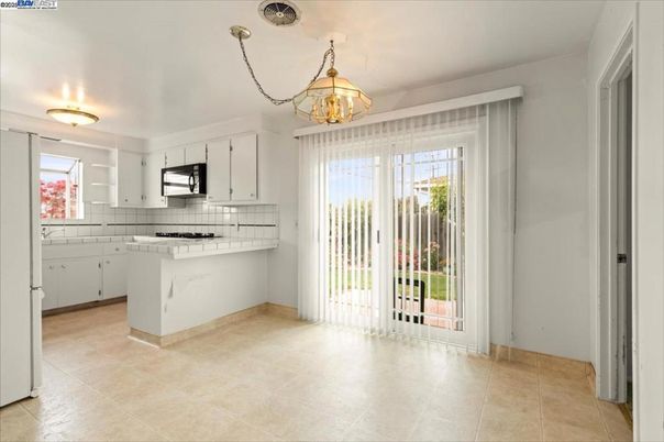 Chandelier, Interior, Kitchen, Pendant Lights