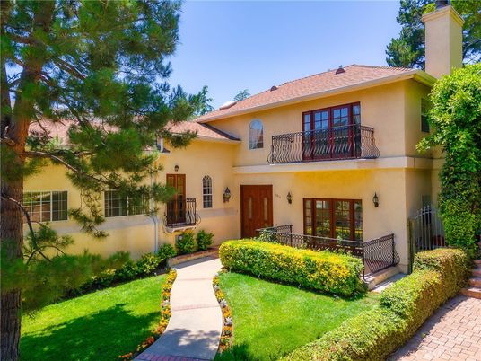 Backyard, Exterior, Facade, Mediterranean