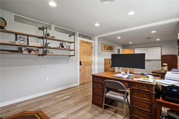 Home Office, Interior, Recessed Lighting, Wood Texture Flooring