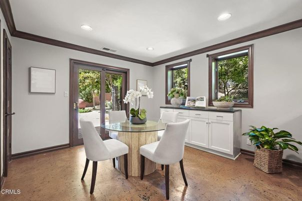 Dining room, Interior, Recessed Lighting