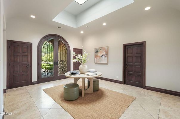 Interior, Recessed Lighting