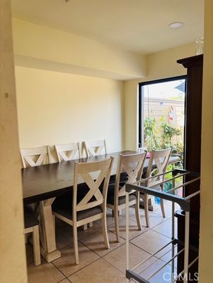 Dining room, Interior, Recessed Lighting