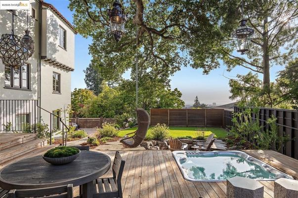Backyard, Exterior, Hot Tub