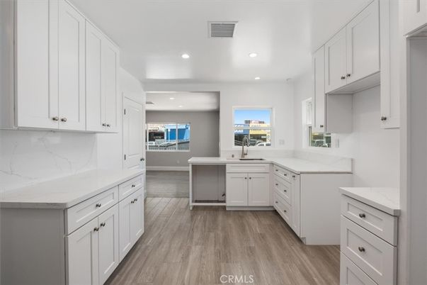 Interior, Kitchen, Recessed Lighting, Water, Wood Texture Flooring