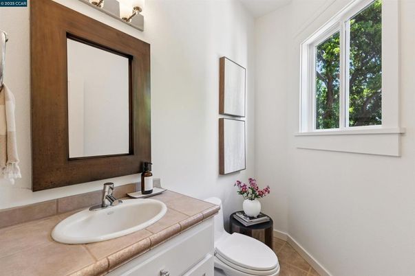 Bathroom, Interior, Tile Countertops