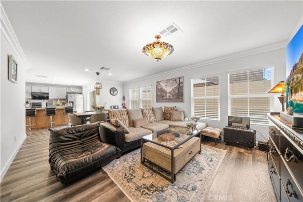 Interior, Kitchen, Living room, Pendant Lights, Recessed Lighting, Wood Texture Flooring