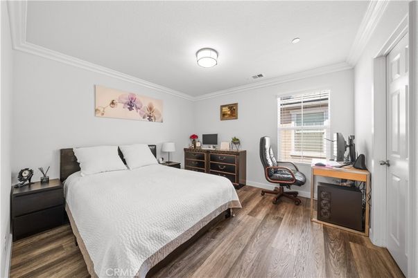 Bedroom, Home Office, Interior, Recessed Lighting, Wood Texture Flooring