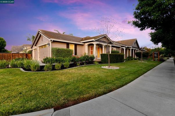 Attached, Backyard, Exterior, Facade, Ranch