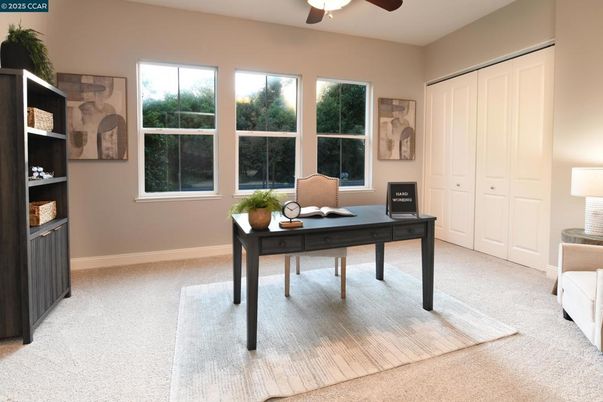Home Office, Interior