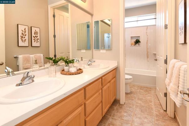 Bathroom, Dual Sink Vanities, Interior