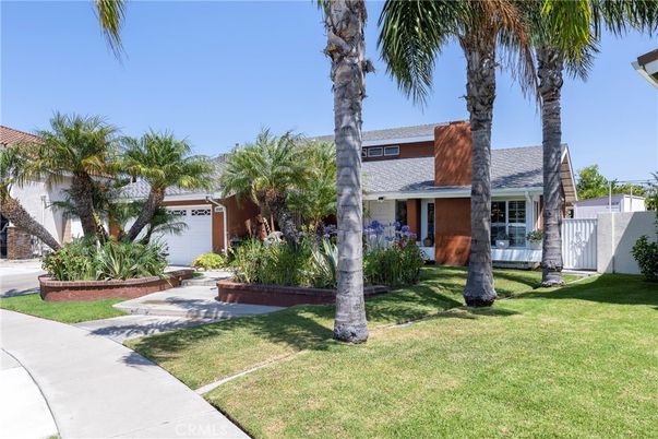 Attached, Backyard, Exterior, Facade, Ranch