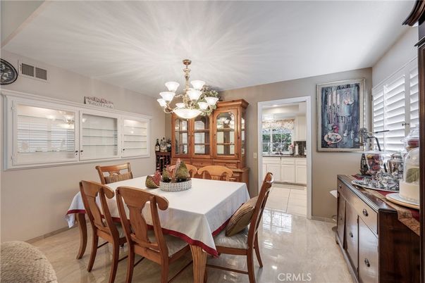 Chandelier, Dining room, Interior