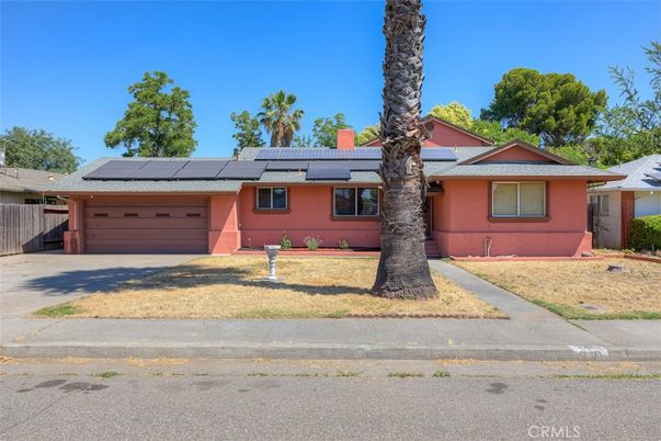 Attached, Exterior, Facade, Solar Panels, Ranch