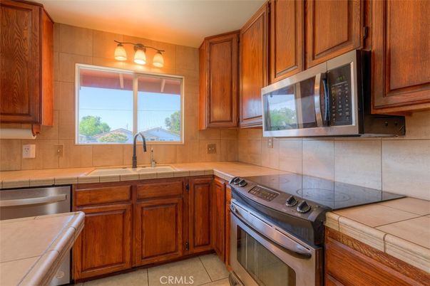 Interior, Kitchen, Tile Countertops