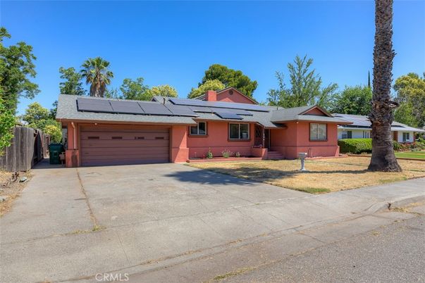 Attached, Exterior, Facade, Solar Panels, Ranch