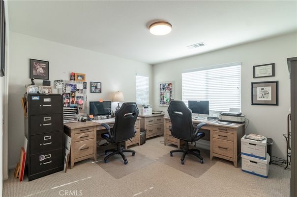Home Office, Interior