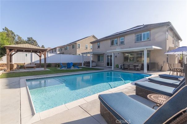 Exterior, Pool, Solar Panels