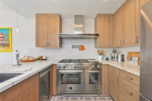 Interior, Kitchen, Pendant Lights, Stainless Steel Appliances