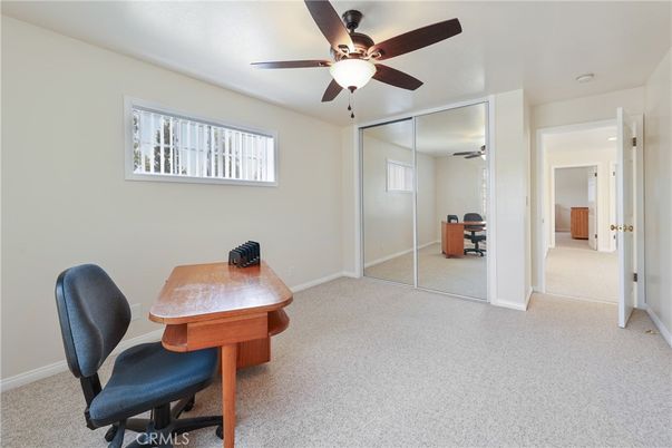 Home Office, Interior