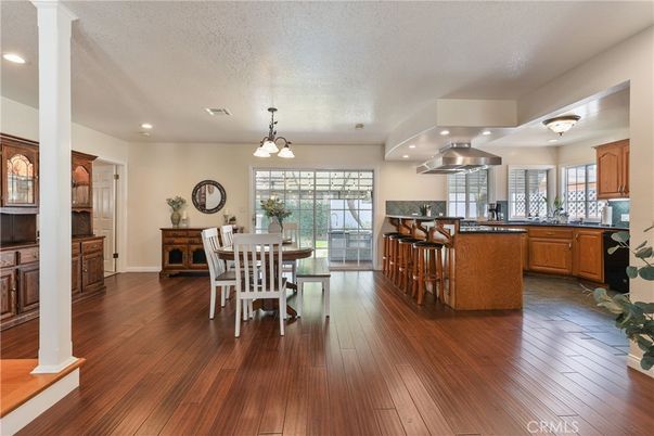 Dining room, Interior, Kitchen, Pendant Lights, Recessed Lighting, Wood Texture Flooring