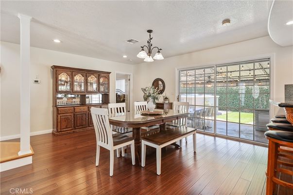 Chandelier, Dining room, Interior, Recessed Lighting, Wood Texture Flooring