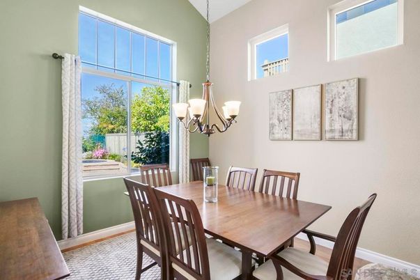 Chandelier, Dining room, Interior, Pendant Lights