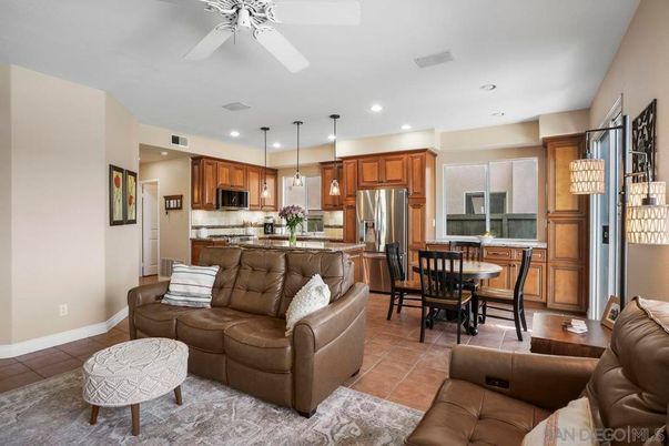 Dining room, Interior, Kitchen, Living room, Pendant Lights, Recessed Lighting, Stainless Steel Appliances