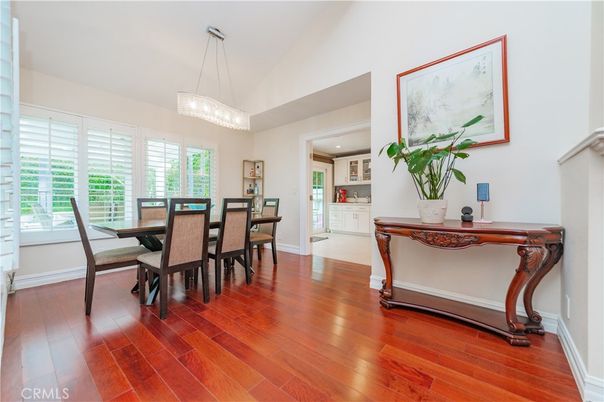 Chandelier, Dining room, Interior, Pendant Lights, Recessed Lighting, Wood Texture Flooring