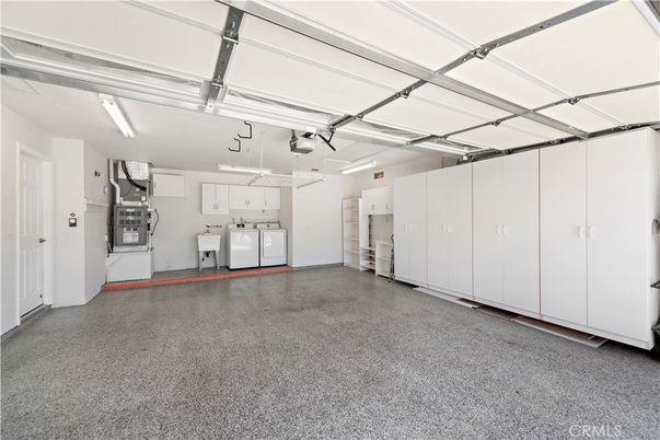 Garage, Interior, Washer