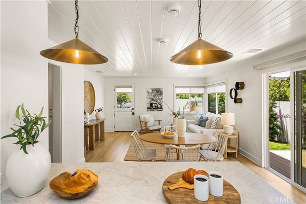 Dining room, Interior, Living room, Pendant Lights, Recessed Lighting, Wood Texture Flooring