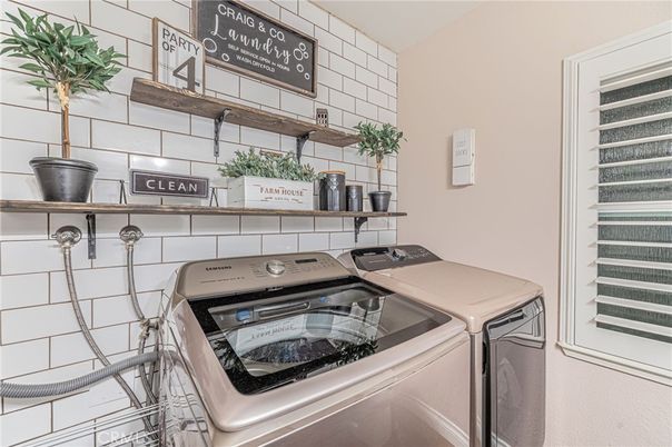 Interior, Washer