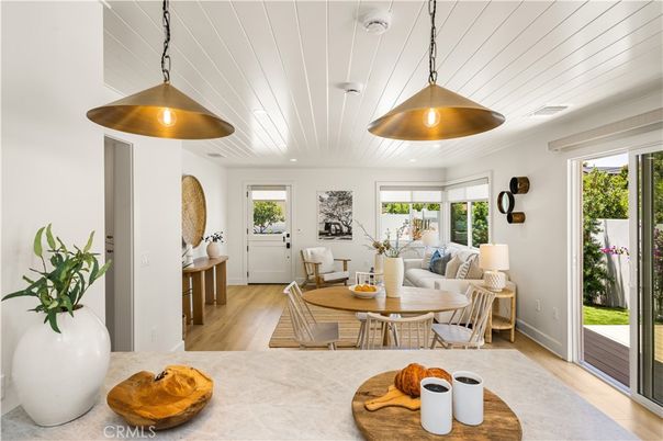 Dining room, Interior, Living room, Pendant Lights, Recessed Lighting, Wood Texture Flooring