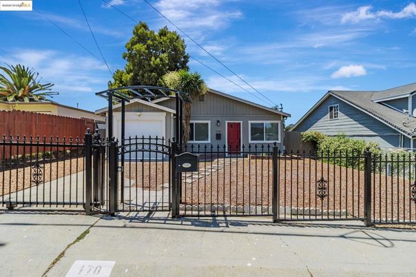 Detached Garage, Exterior, Facade, None