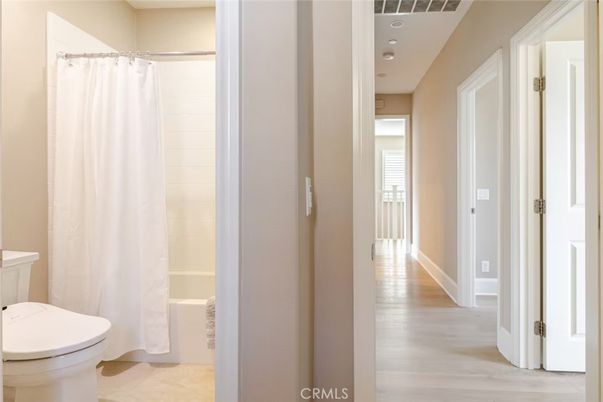 Bathroom, Interior, Recessed Lighting, Wood Texture Flooring