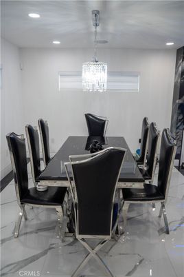 Chandelier, Dining room, Interior, Marble, Recessed Lighting