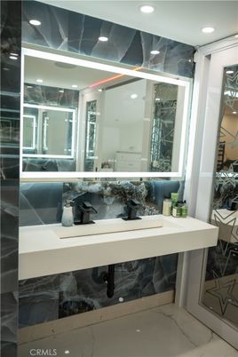 Bathroom, Interior, Marble, Recessed Lighting