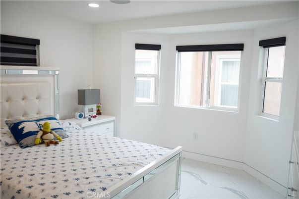 Bedroom, Interior, Marble, Recessed Lighting