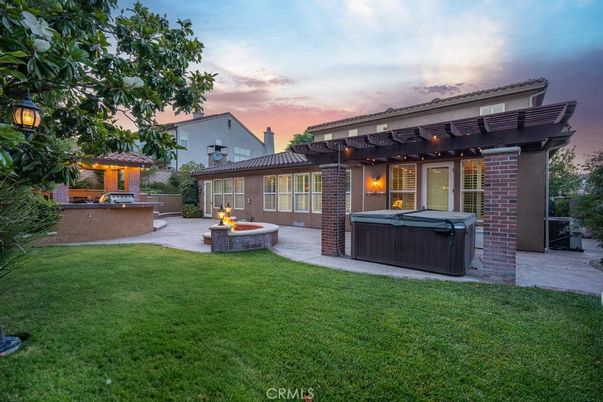 Backyard, Exterior, Hot Tub
