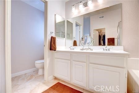 Bathroom, Dual Sink Vanities, Interior
