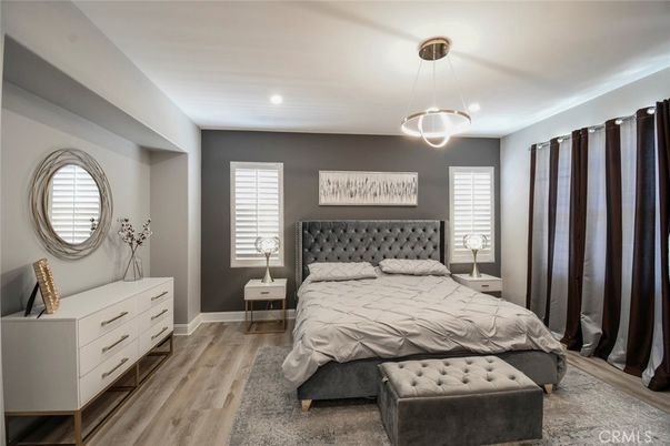 Bedroom, Interior, Pendant Lights, Recessed Lighting, Wood Texture Flooring