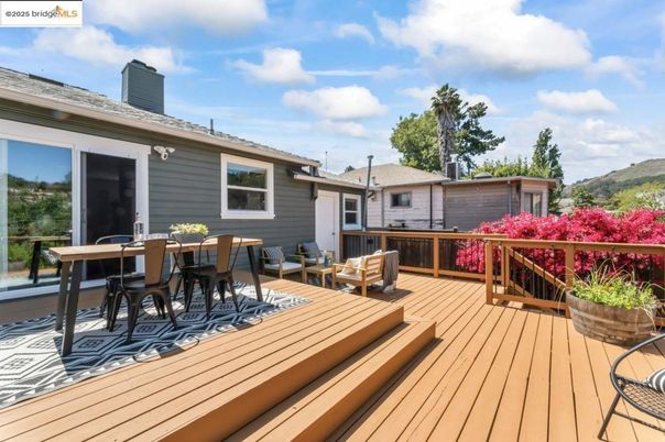 Exterior, Wood Texture Flooring