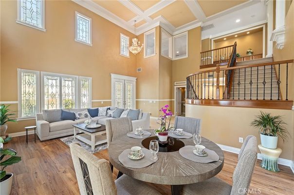 Dining room, Interior, Living room, Recessed Lighting, Wood Texture Flooring