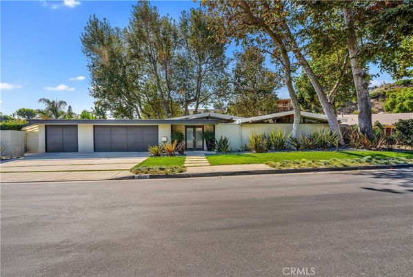 Attached, Backyard, Exterior, Facade, Ranch