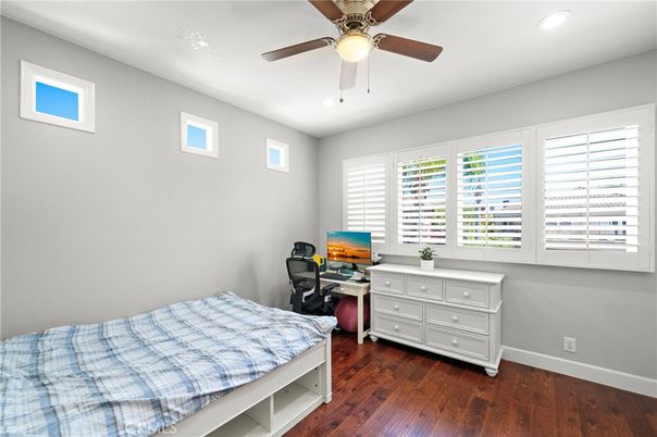 Bedroom, Home Office, Interior, Recessed Lighting, Wood Texture Flooring