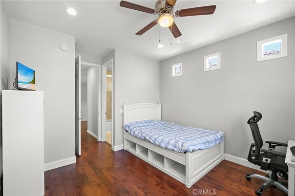 Bedroom, Home Office, Interior, Recessed Lighting, Wood Texture Flooring