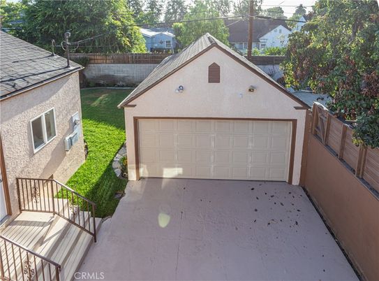 Detached Garage, Exterior