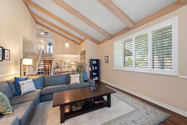 Interior, Living room, Pendant Lights, Wood Texture Flooring