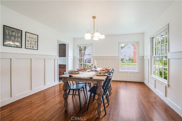 Chandelier, Dining room, Interior, Pendant Lights, Wood Texture Flooring